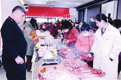 “一站式”年货大集 便民惠民暖新春