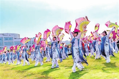 欢度国庆 文化惠民活动精彩纷呈