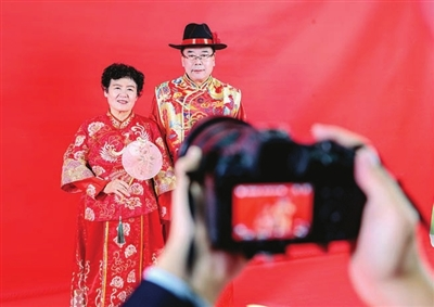 重阳佳节情意浓 多彩活动暖桑榆