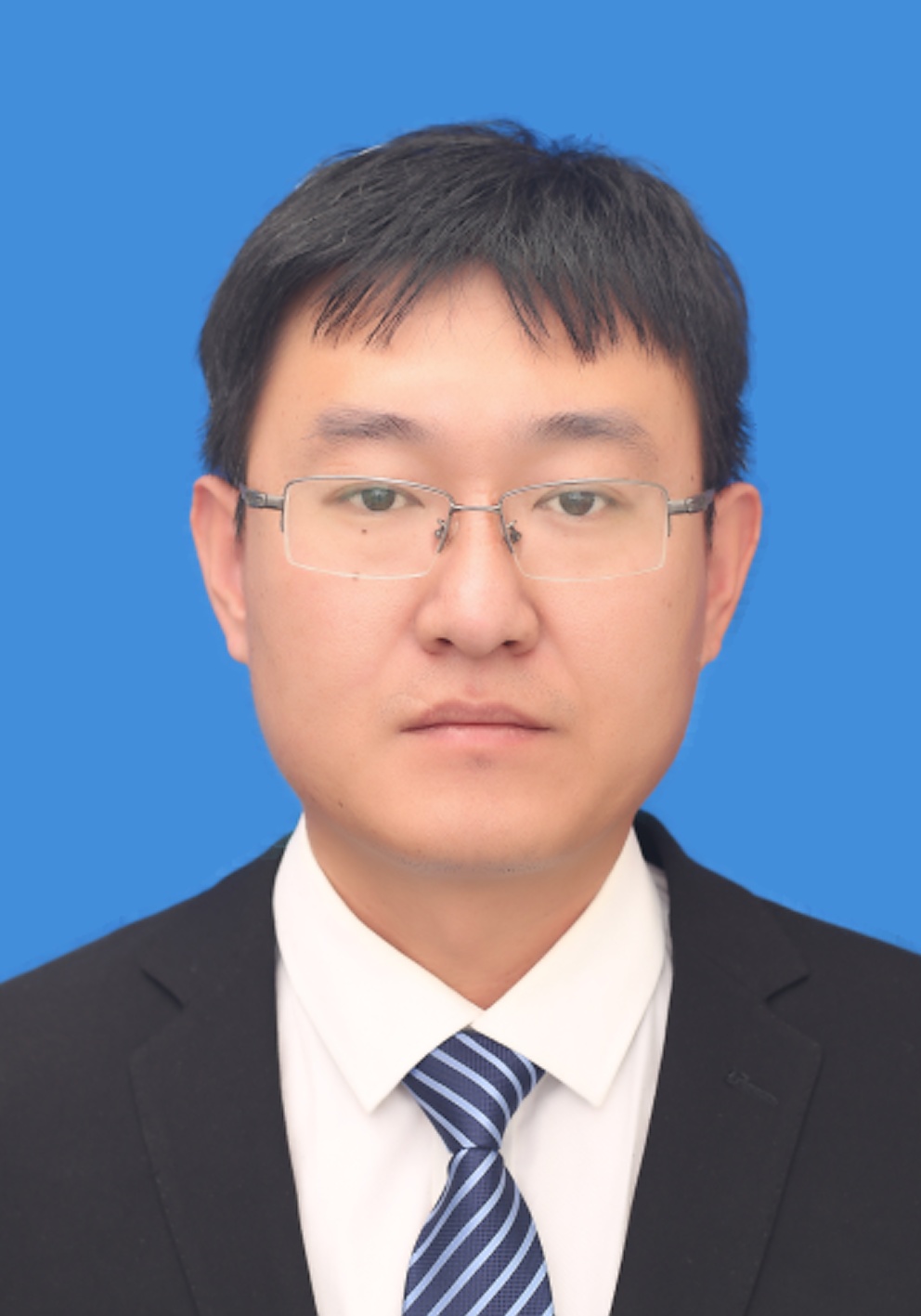 <!--信息标题-->